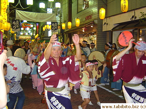 Kids join in the fun