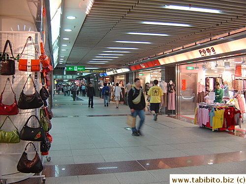 Taipei train station underground shopping street