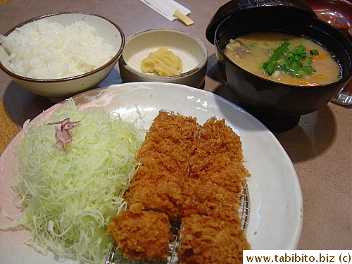 For lunch, we ate at Wako, a popular Tonkatsu restaurant where Peter and Rachel shared a pork set with pork and veggie soup (about 1350Yen I think).  They weren't hungry since they ate their hotel buffet breakfast just a couple of hours ago