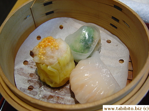 Only the greenish spinach dumpling was passable, the other two tasted weird