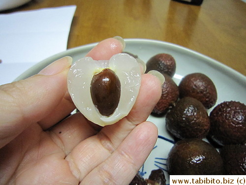 Medium sized seeds and 1000% sweet