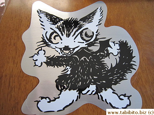 Bought this at the shop in Honohana Museum.  This just reminds us of Efoo when he's feisty, biting and all out disgusting