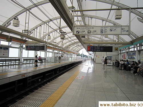 Wide platform