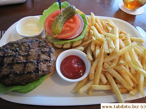 beacon burger 1600Yen/US$19